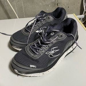 Gdefy athletic shoes